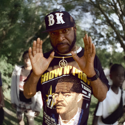 5% Universal Flag Chain