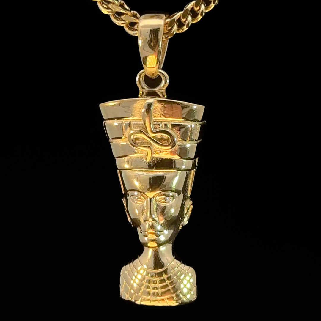 Micro Nefertiti Gold Necklace – Ancient Aura Jewelry