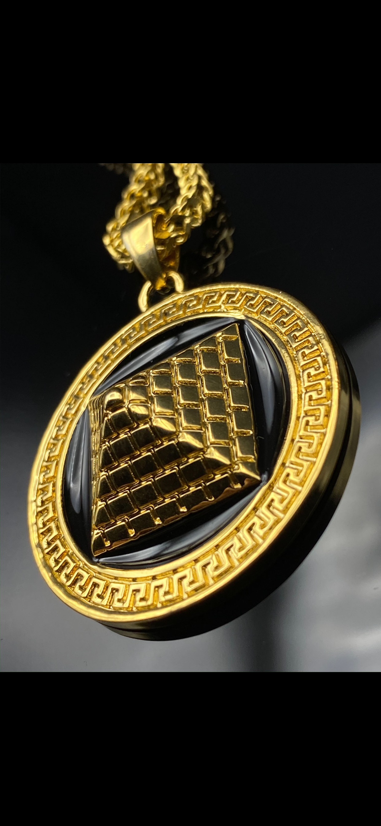 Circle Of Life Gold Chain Bundle