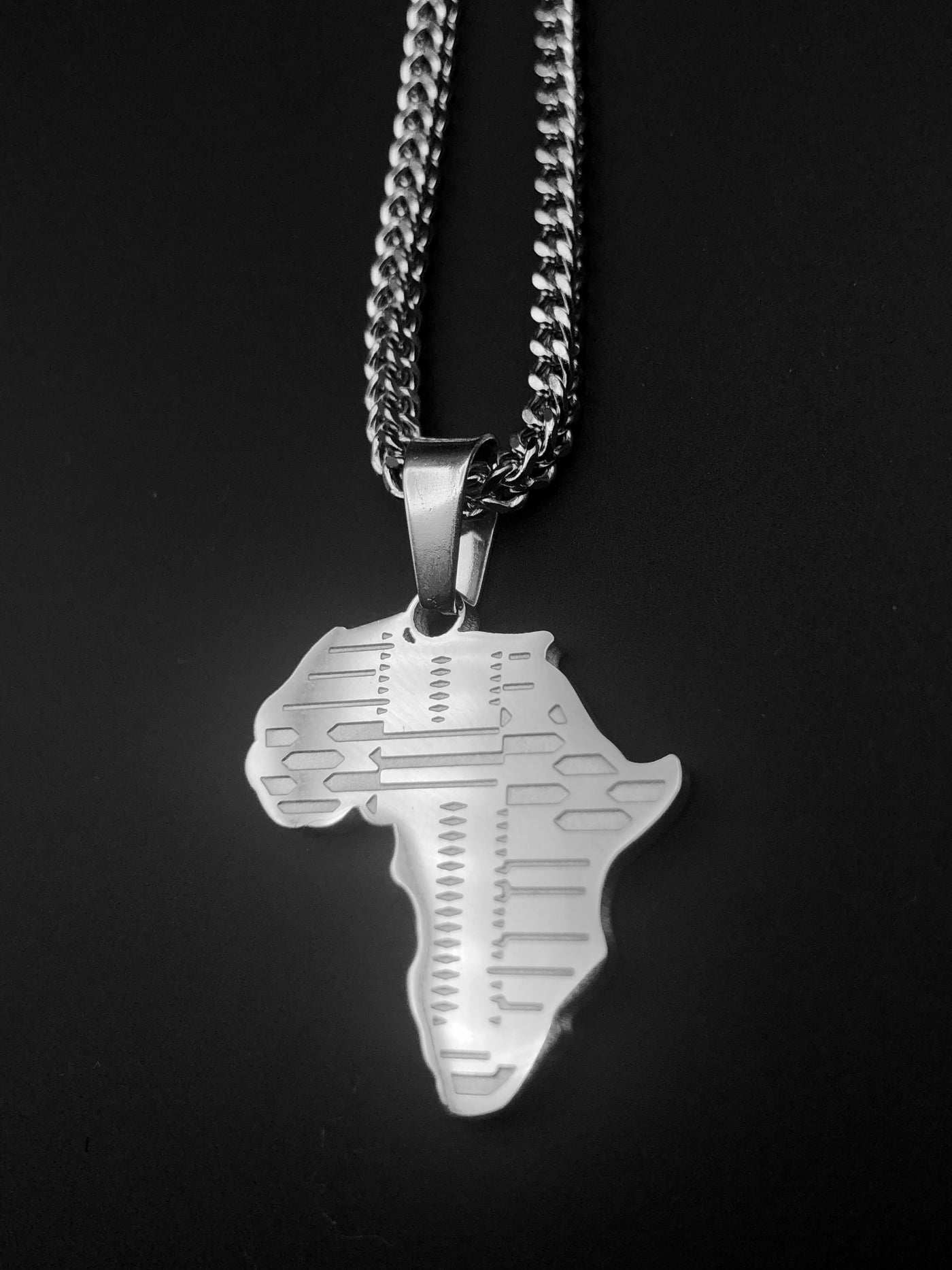 MotherLand Chain for Him